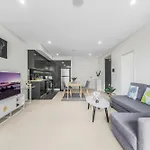 Urban Surf Garden Hideaway